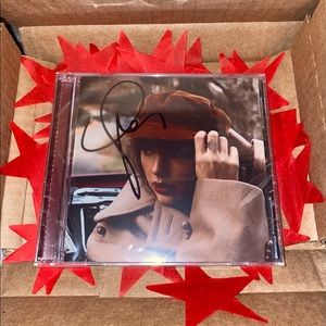 Taylor Swift Red (taylors version) (limited edition) Signed Album